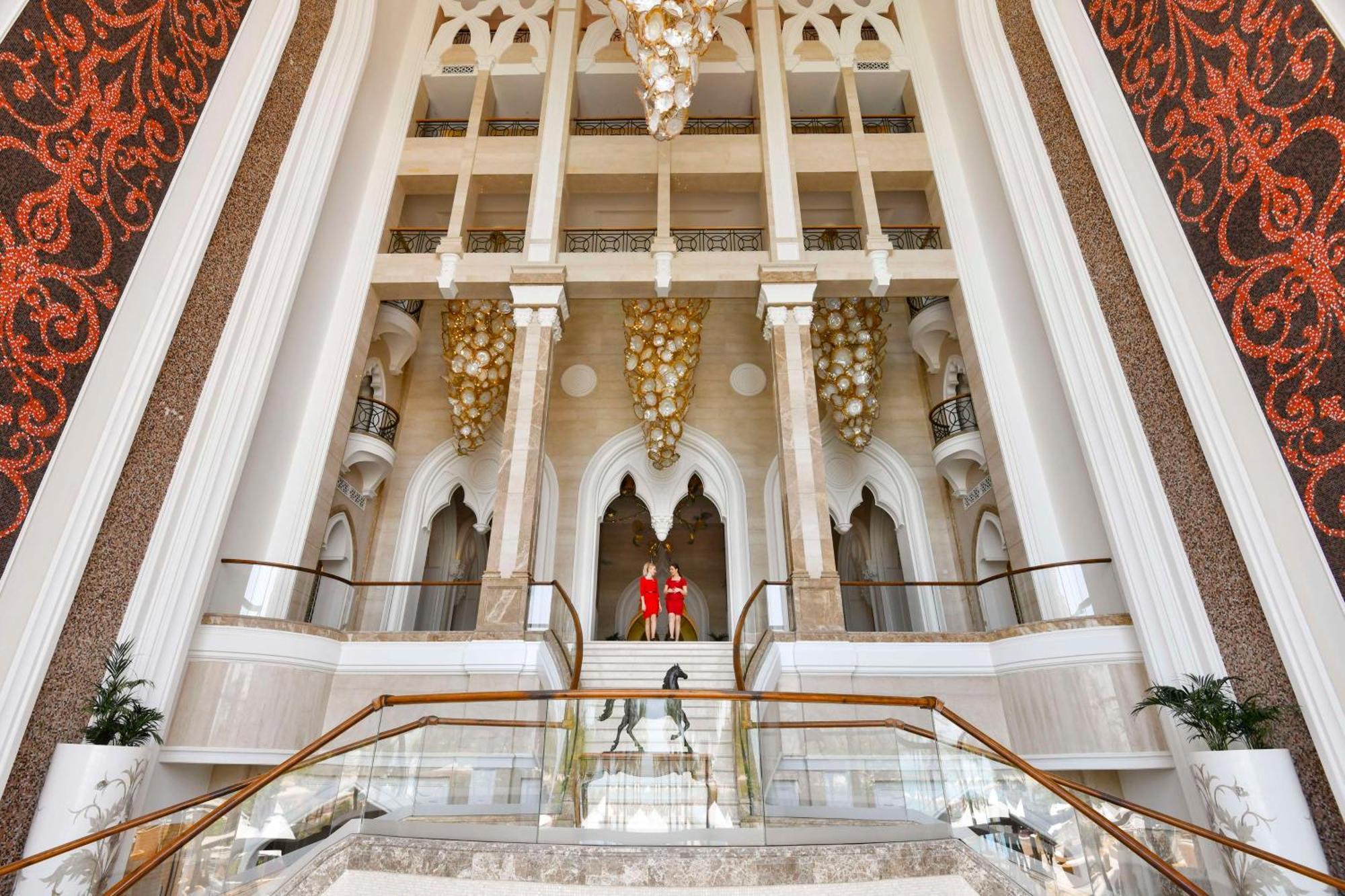 Hotel Marsa Malaz Kempinski, The Pearl Doha Exterior foto The lobby of the hotel