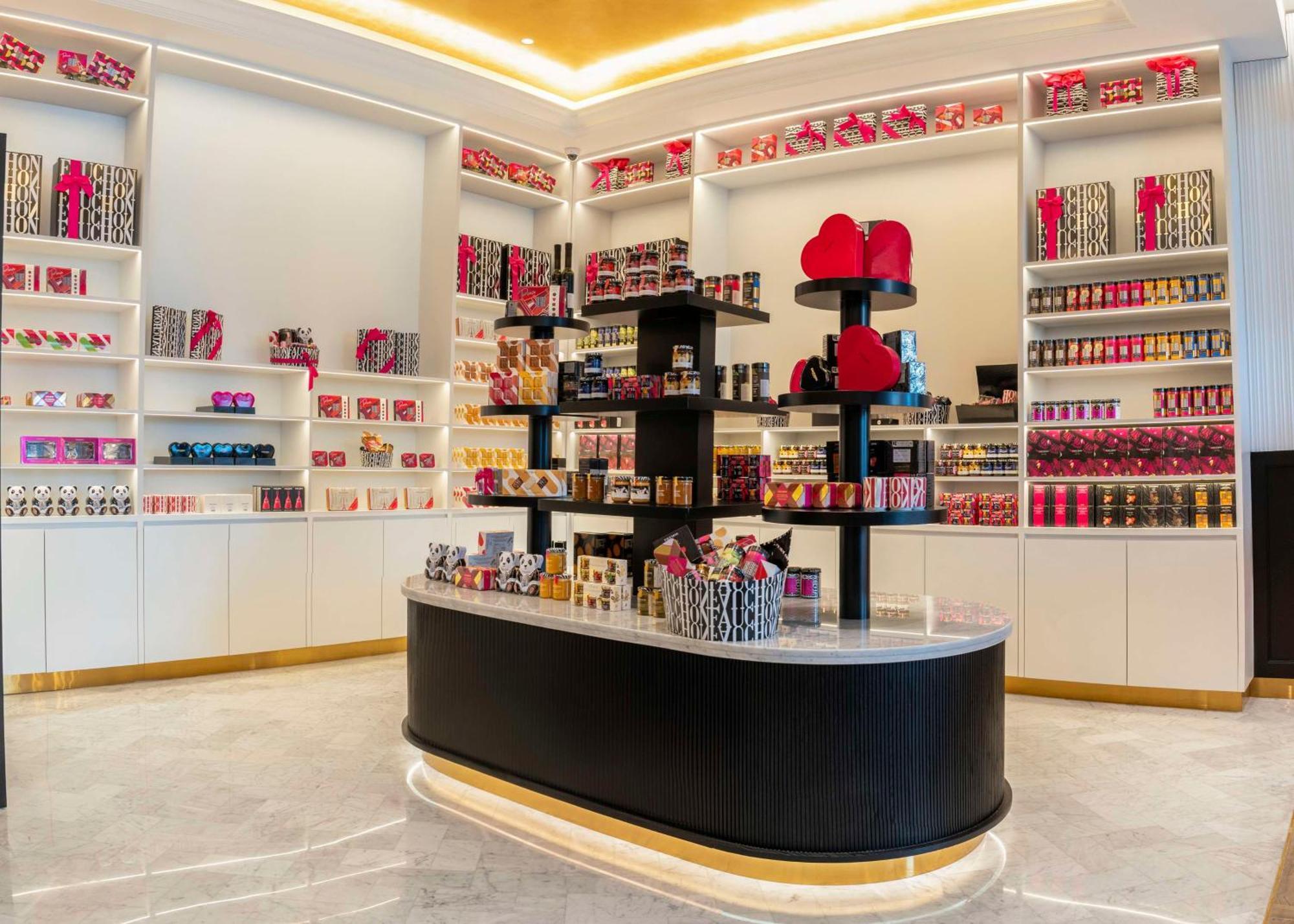 Hotel Marsa Malaz Kempinski, The Pearl Doha Exterior foto Godiva store in Hong Kong